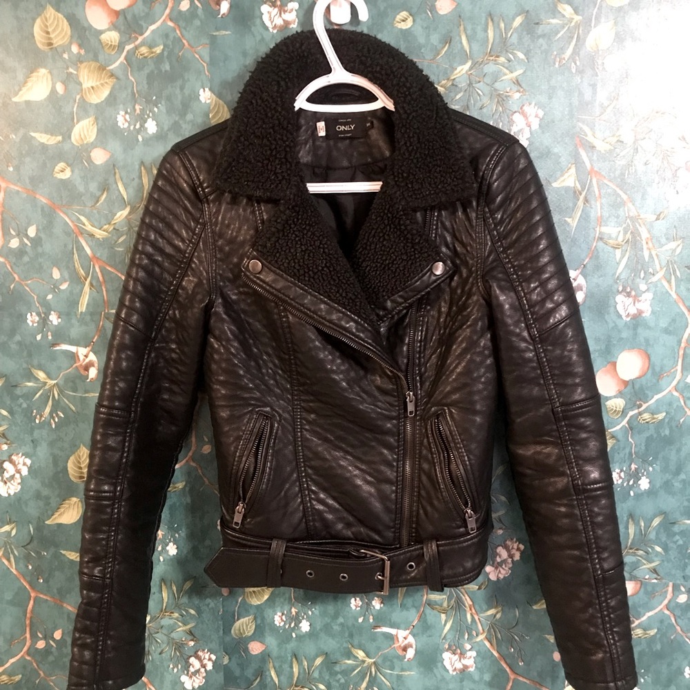 Only- biker leather jacket with inner fleece size 34